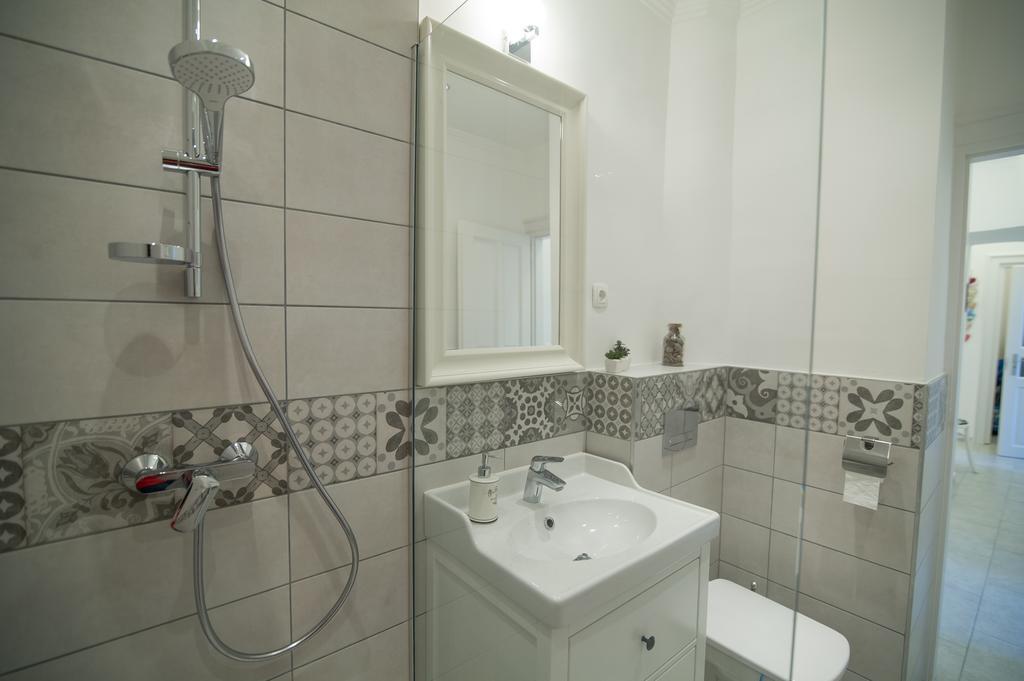 Brody Apartman Эгер Экстерьер фото