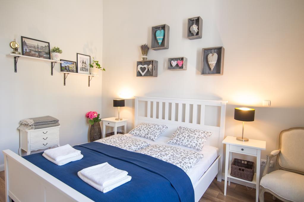 Brody Apartman Эгер Экстерьер фото